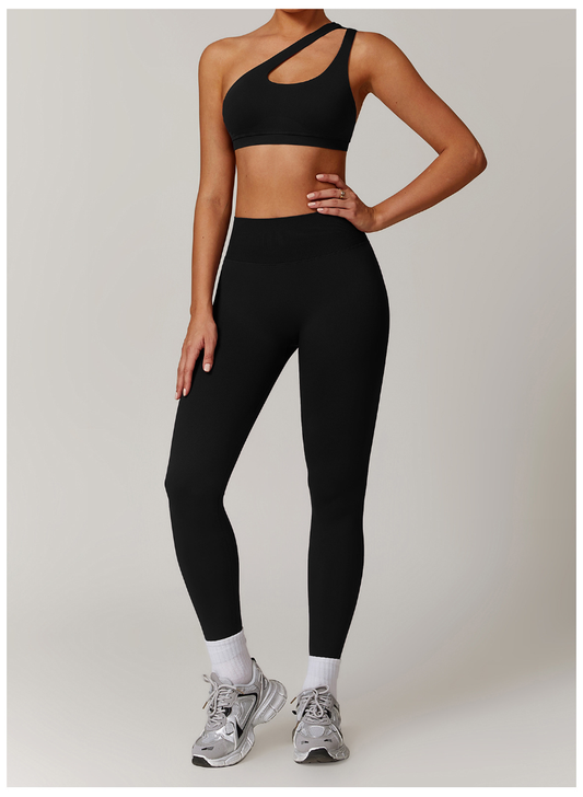 Essential Day-wear Sculpt Seamless Strapped Sports Bra